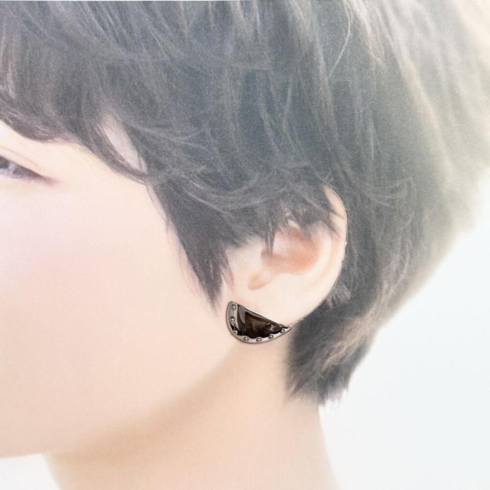 LOUIS VUITTON Silver Earrings - Picture 9 of 10